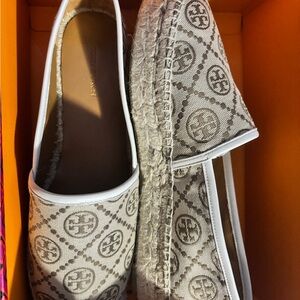 Tory Burch Beige Patterned Espadrilles